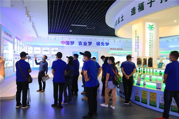 论道百倍邦 智瞰新未来-肥料大鳄新洋丰焦点客户团DS视讯生物考察行
